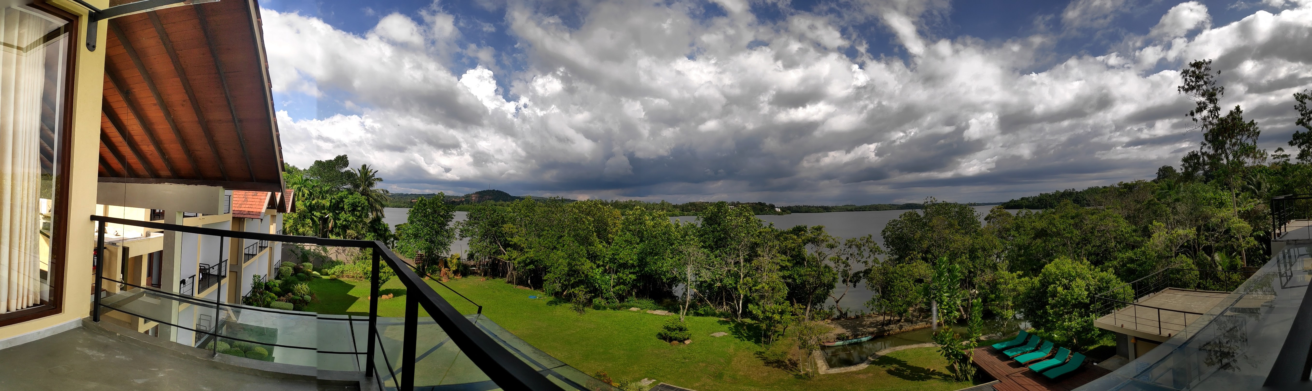 360 view from the balcony